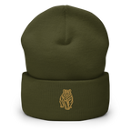 SPIRIT OF THE BEAR – Umgeschlagener Beanie mit Bären-Stick – Produktansicht