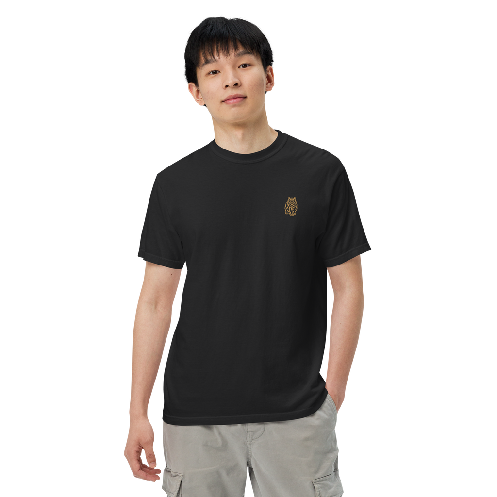 SPIRIT OF THE BEAR – Premium T-Shirt mit Bärenprint – Produktansicht