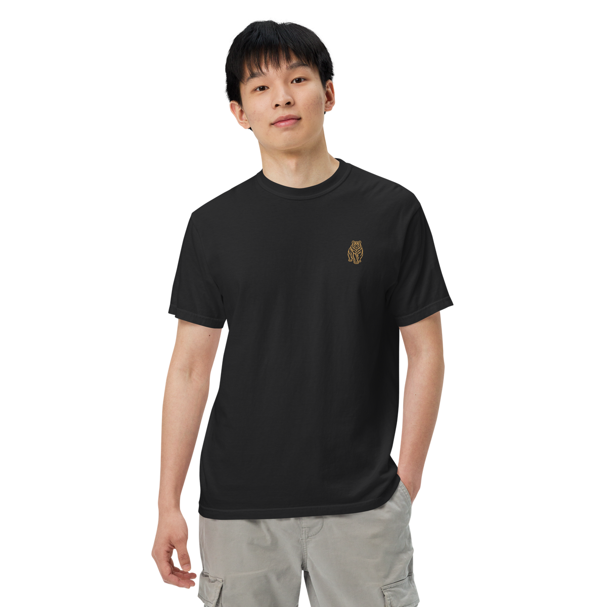 SPIRIT OF THE BEAR – Premium T-Shirt mit Bärenprint – Produktansicht