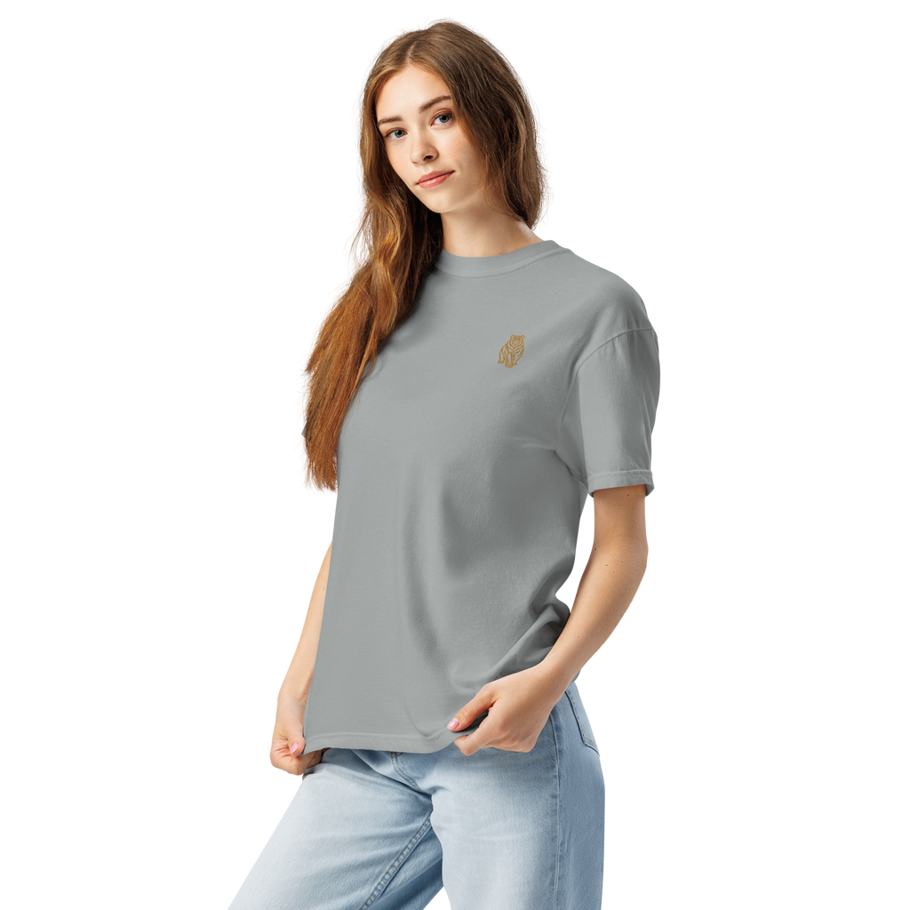 SPIRIT OF THE BEAR – Premium T-Shirt mit Bärenprint – Produktansicht