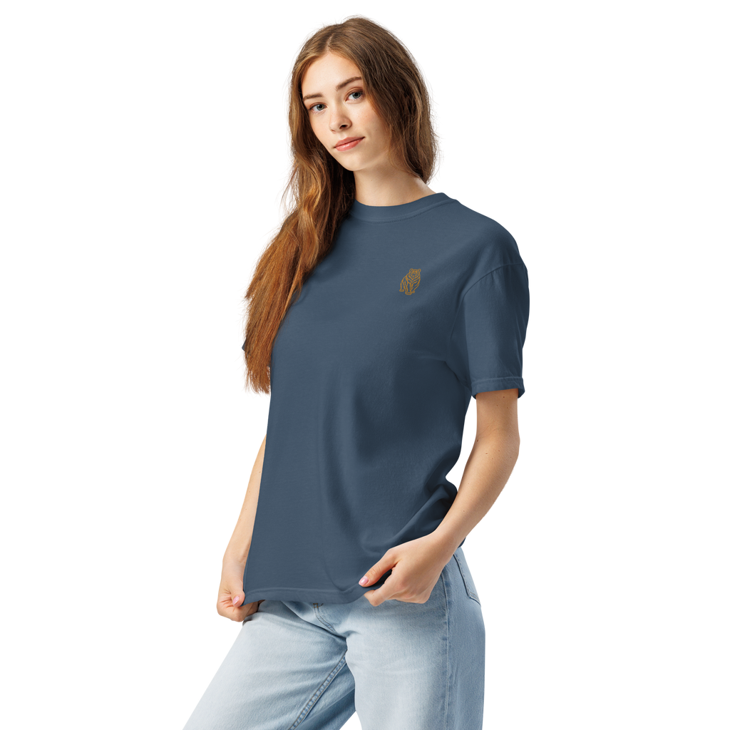 SPIRIT OF THE BEAR – Premium T-Shirt mit Bärenprint – Produktansicht