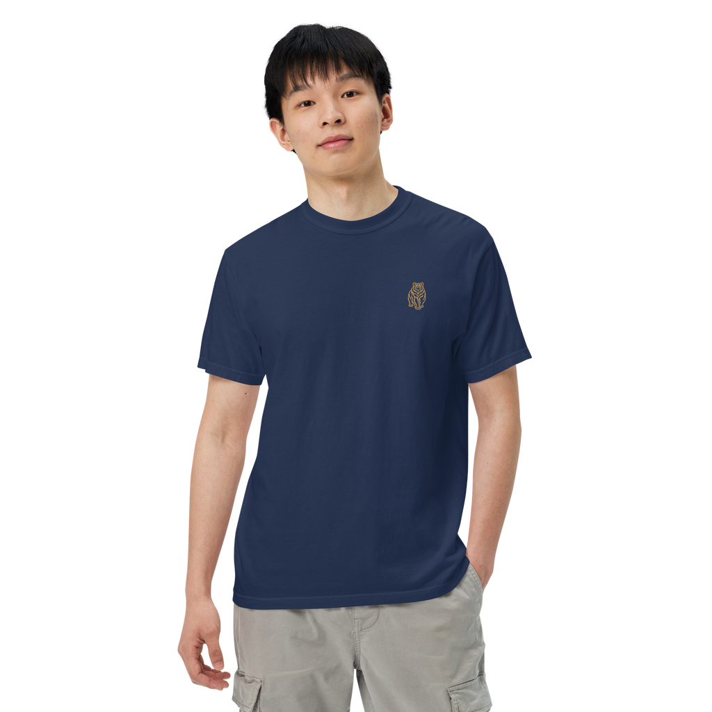 SPIRIT OF THE BEAR – Premium T-Shirt mit Bärenprint – Produktansicht