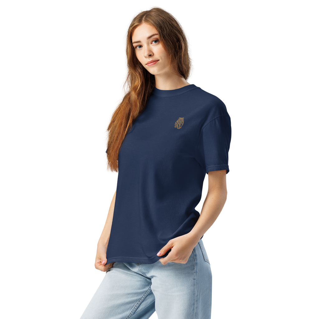 SPIRIT OF THE BEAR – Premium T-Shirt mit Bärenprint – Produktansicht