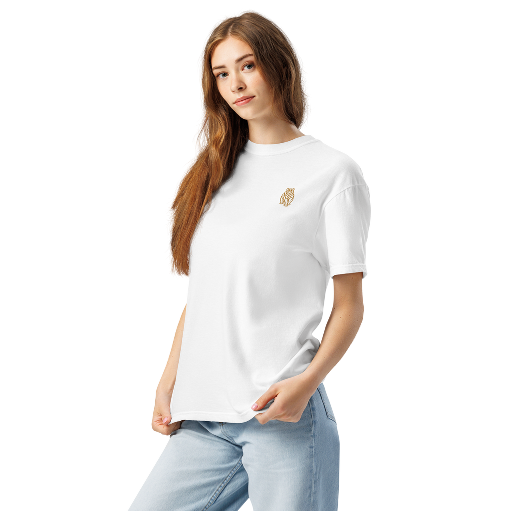 SPIRIT OF THE BEAR – Premium T-Shirt mit Bärenprint – Produktansicht